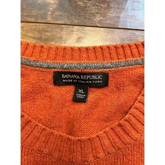 Banana Republic Mens V-Neck Italian Yarn V-Neck Pull Over Sweater XL - Picture 2 of 5